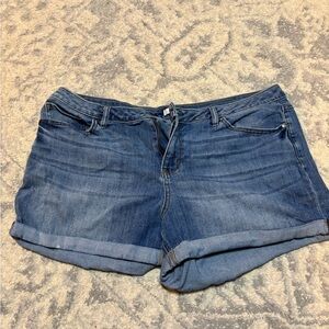 LC Lauren Conrad Classic Blue Jean Shorts